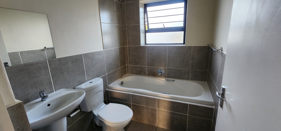 2 Bedroom Property for Sale in Parklands Western Cape